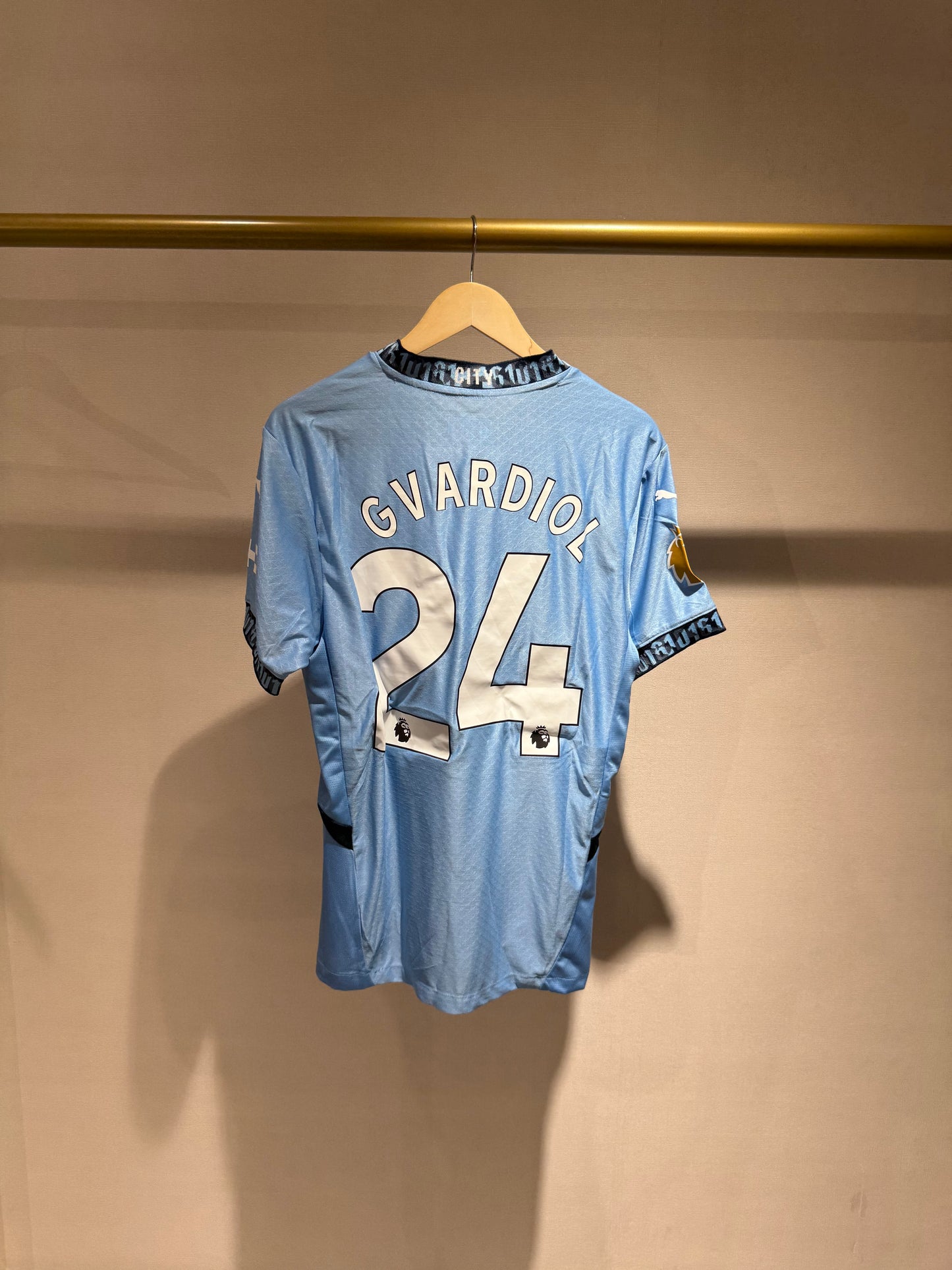 Manchester City, Sezona 2024/2025, Domaći Dres - GVARDIOL 14