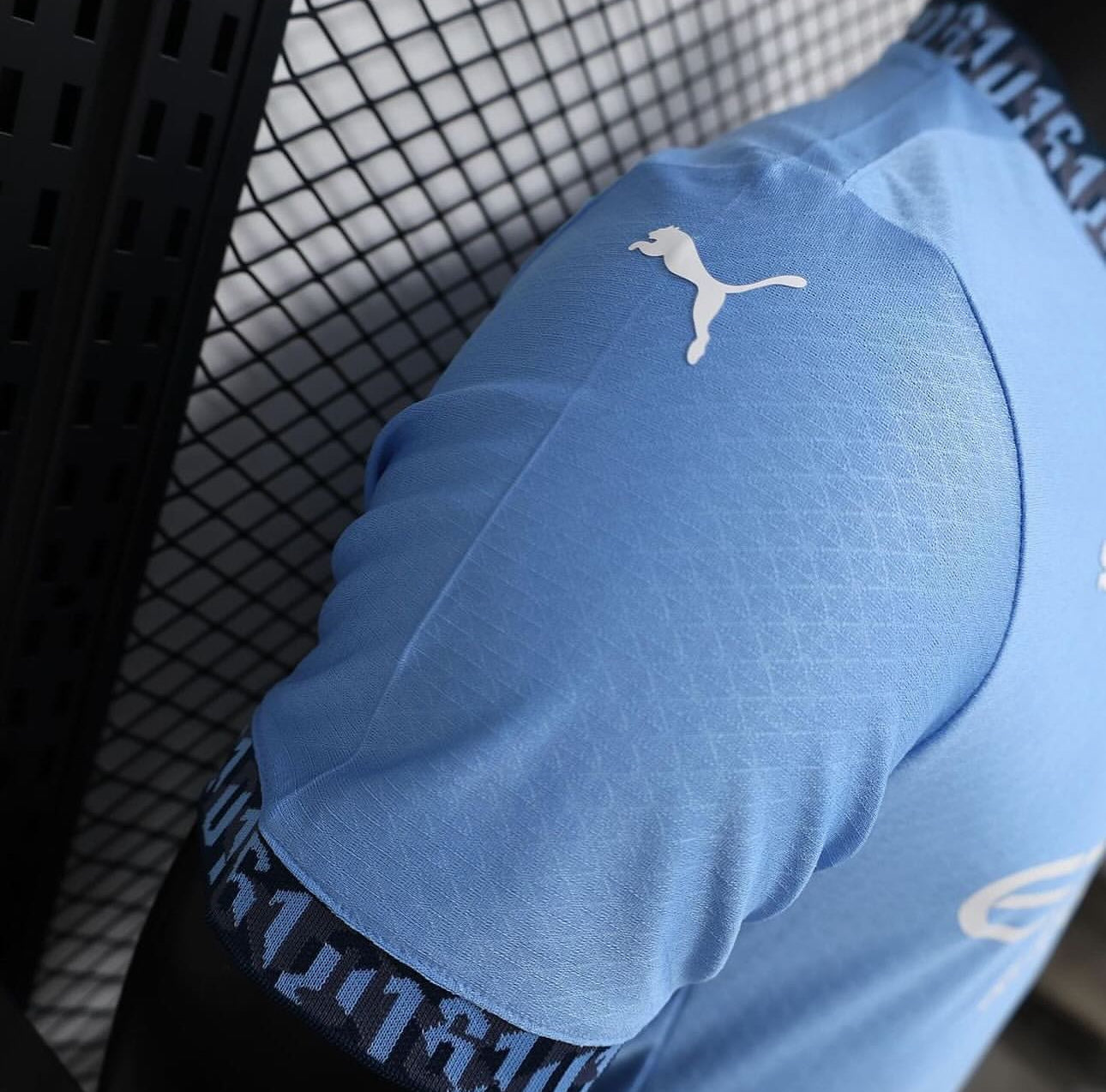 Manchester City, Sezona 2024/2025, Domaći Dres