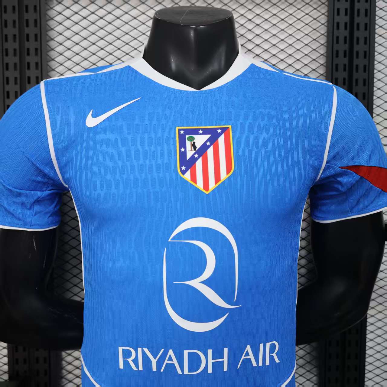 Atletico Madrid, Sezona 2025/2026, Treći Dres