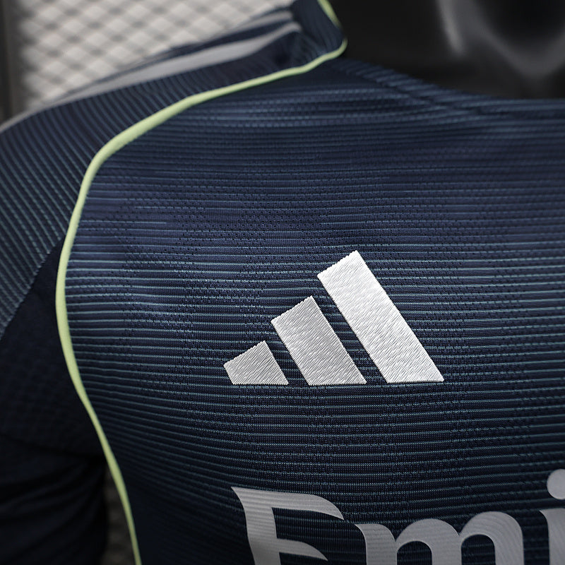 Real Madrid, Sezona 2025/2026, Gostujući Dres