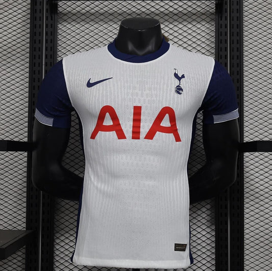 Tottenham, Sezona 2024/2025, Domaći Dres