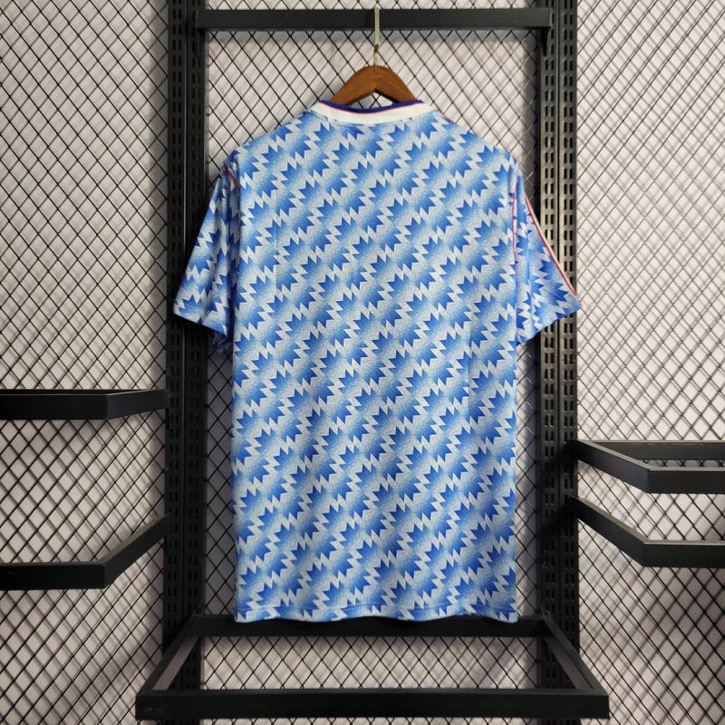Manchester United, Sezona 1990/1992, Gostujući Retro Dres.