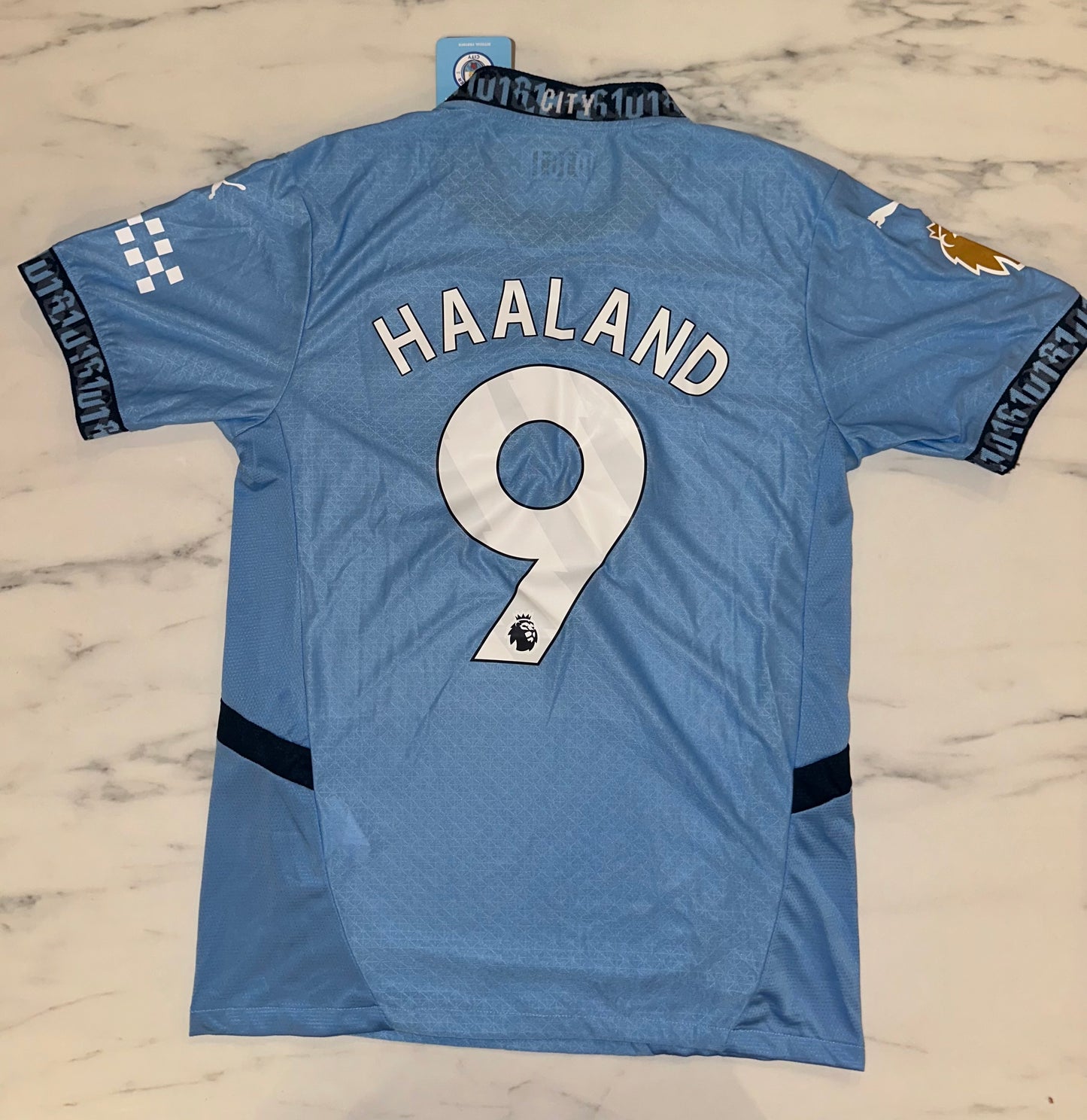Manchester City, Sezona 2024/2025, Domaći Dres - Haaland 9