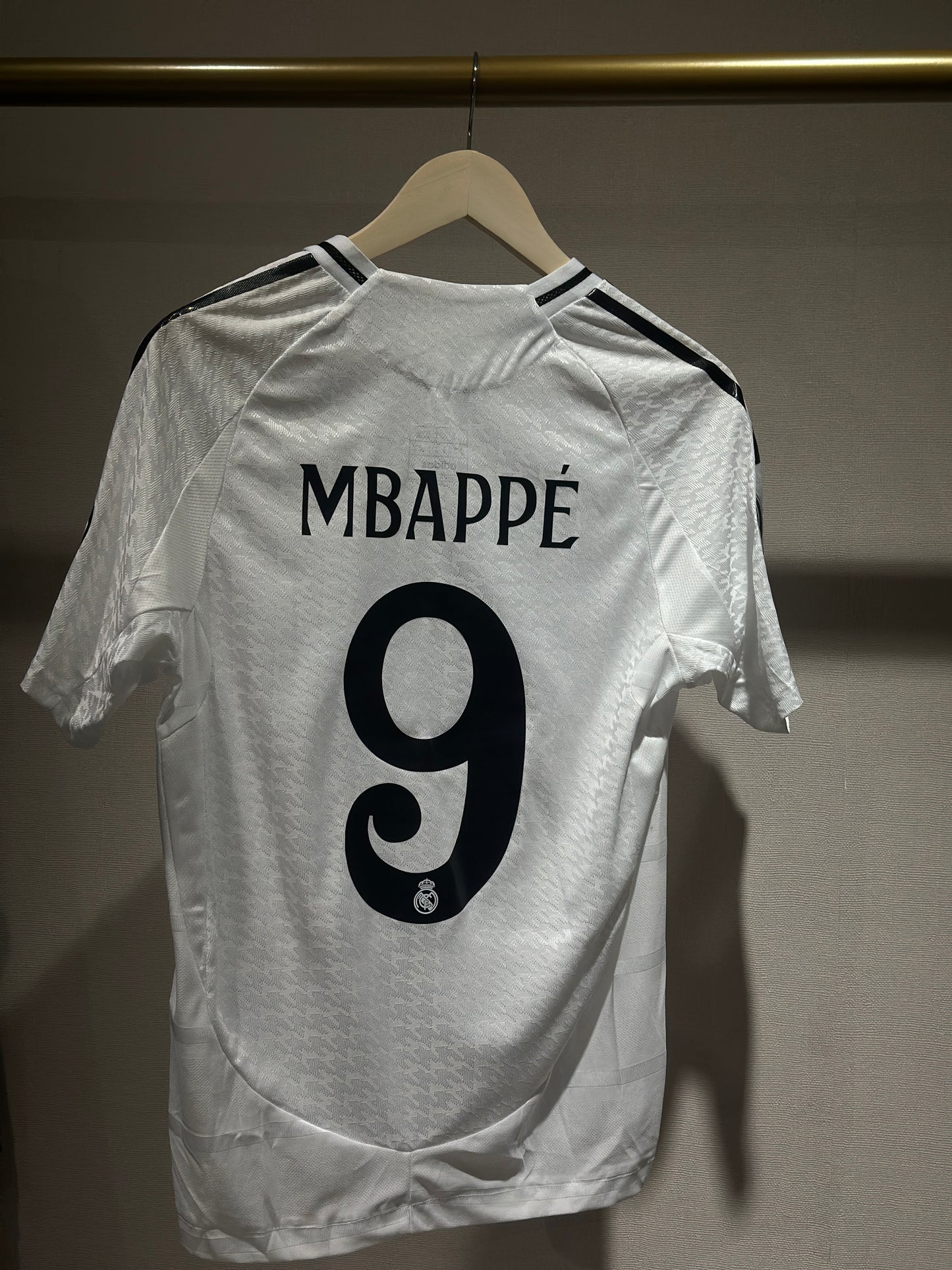Real Madrid, Sezona 2024/2025, Domaći Dres - Mbappe 9