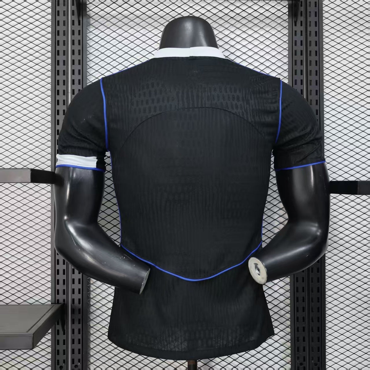 Chelsea, Sezona 2025/2026, Treći Dres