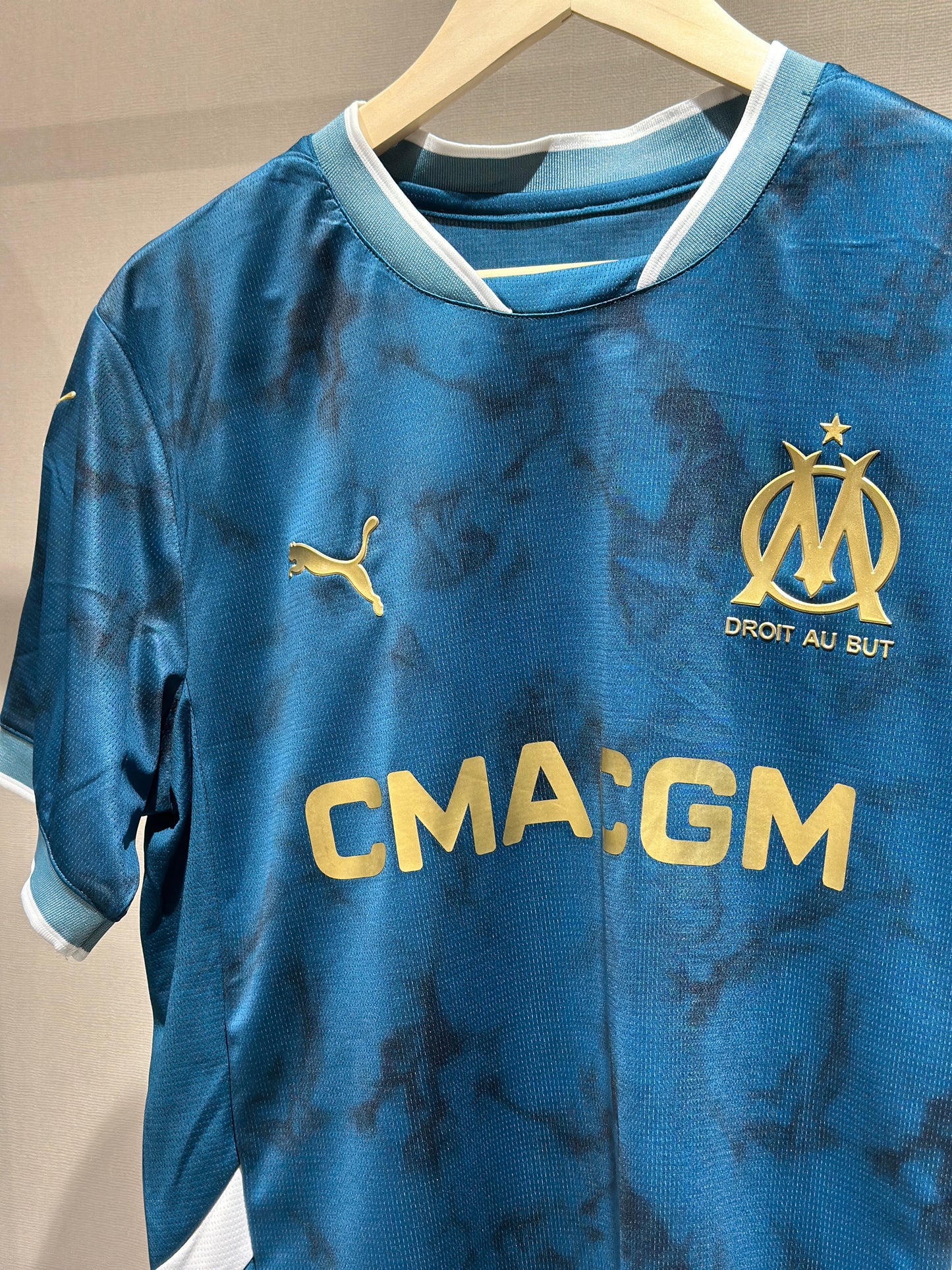 Marseille, Sezona 2024/2025, Gostujući Dres