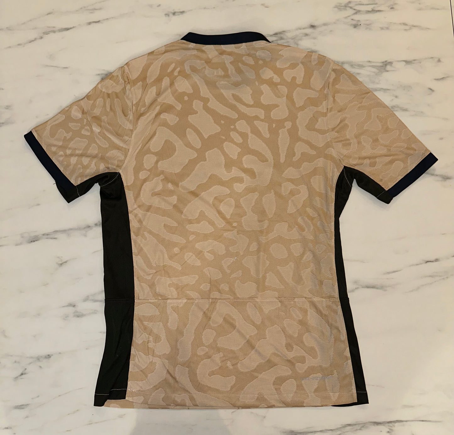 PSG, Sezona 2023/2024, Četvrti Dres