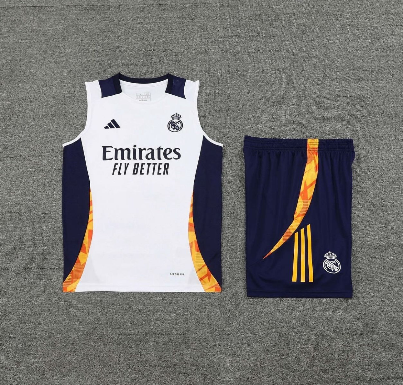 Real Madrid Komplet Dres Za Treniranje.