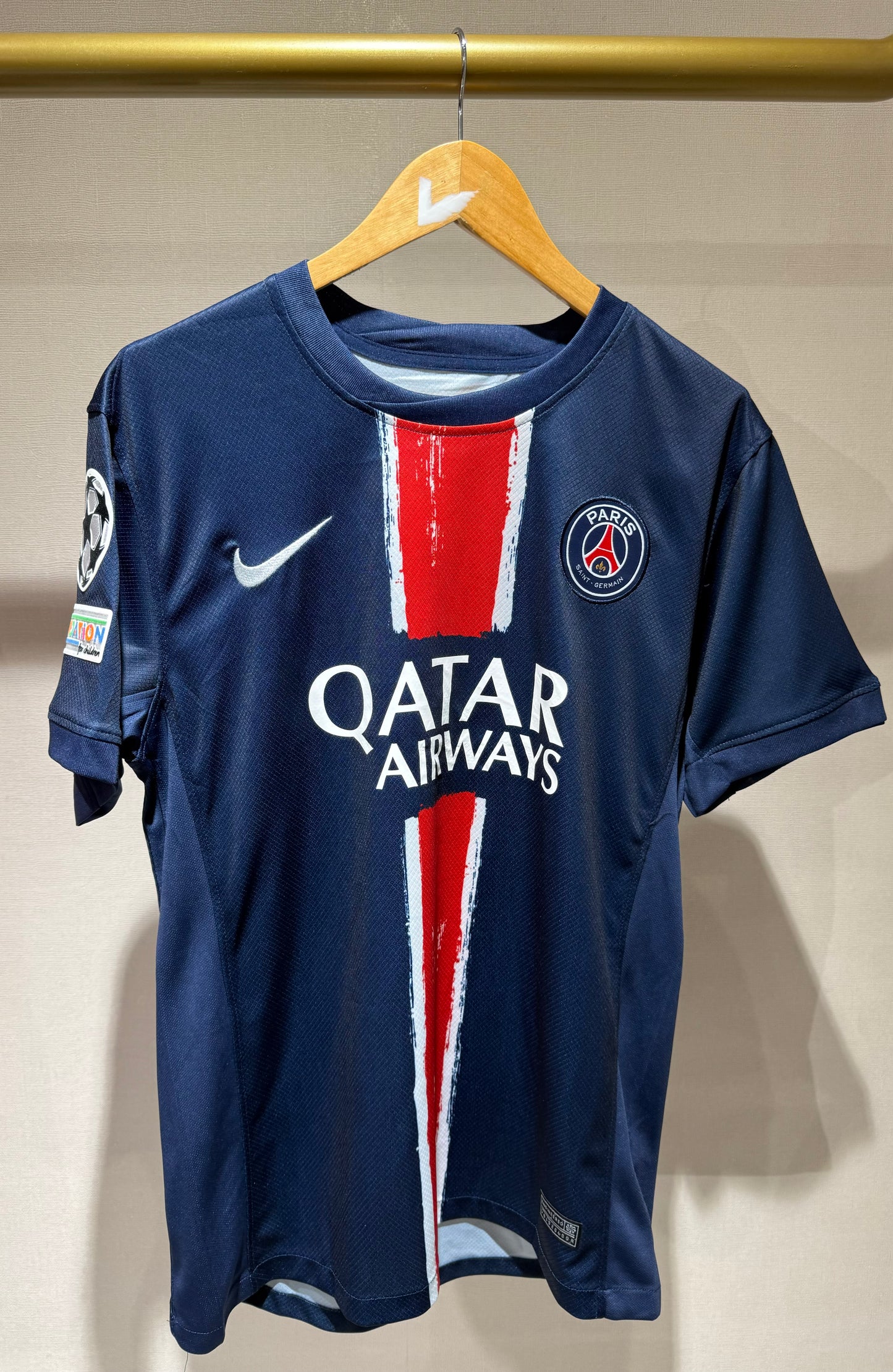 PSG, Sezona 2024/2025, Domaći Dres - D.Doué 14