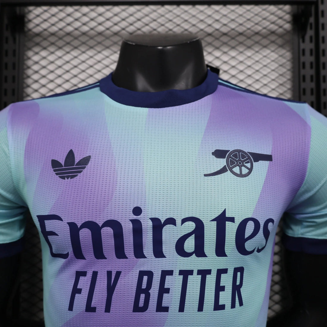 Arsenal, Sezona 2024/2025, Treći Dres
