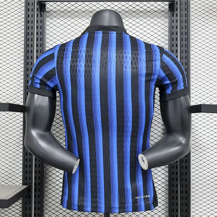 Inter Milan, Sezona 2025/2026, Domaći Dres