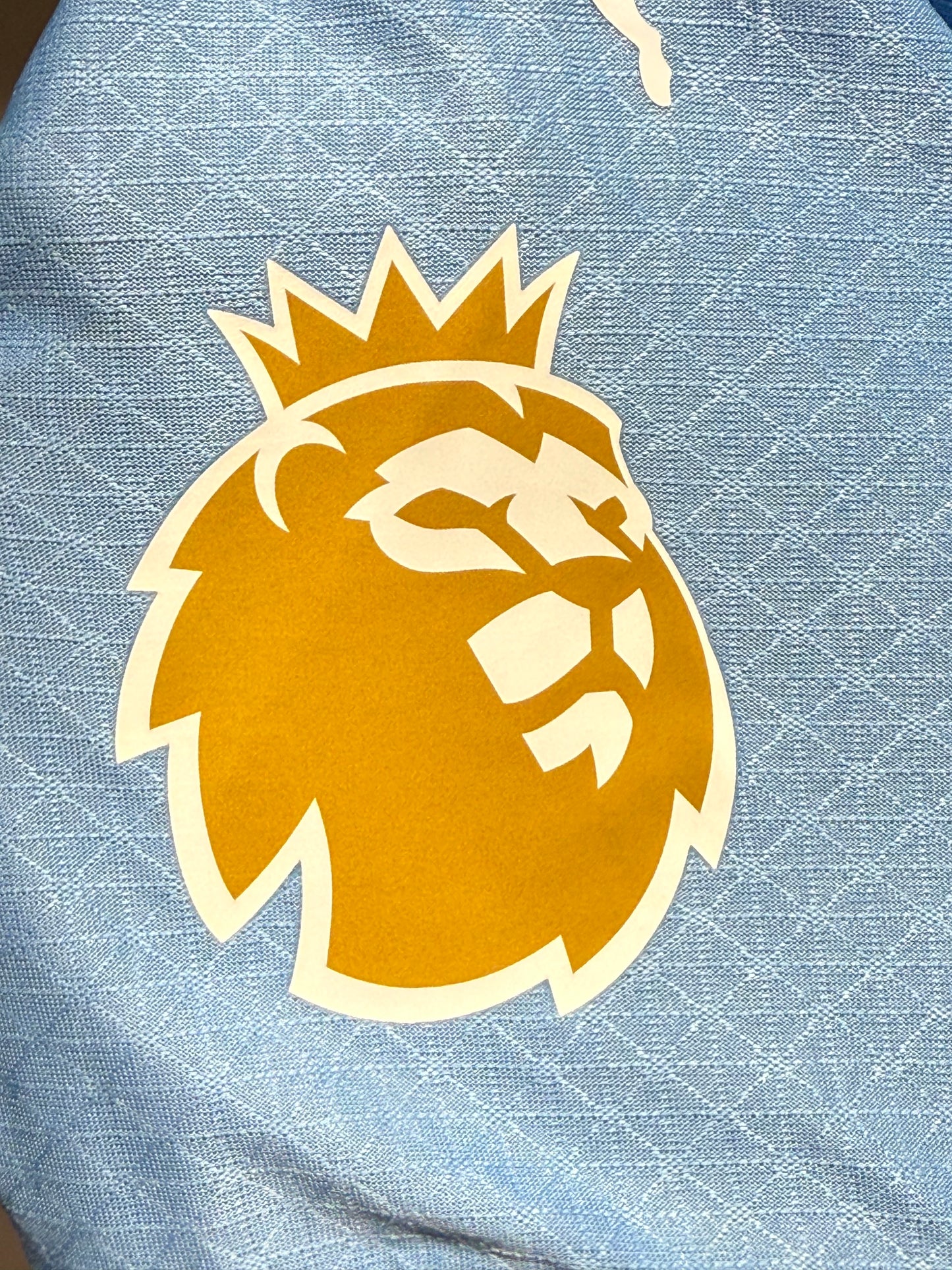 Manchester City, Sezona 2024/2025, Domaći Dres - Grealish 10
