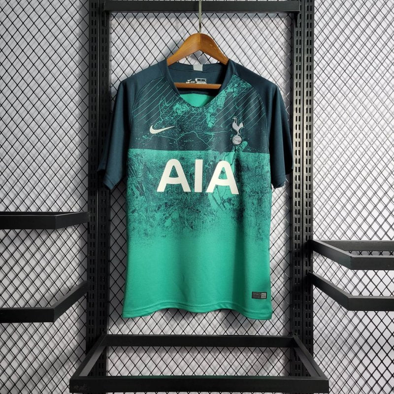 Tottenham, Sezona 2018/2019, Treći Retro Dres.