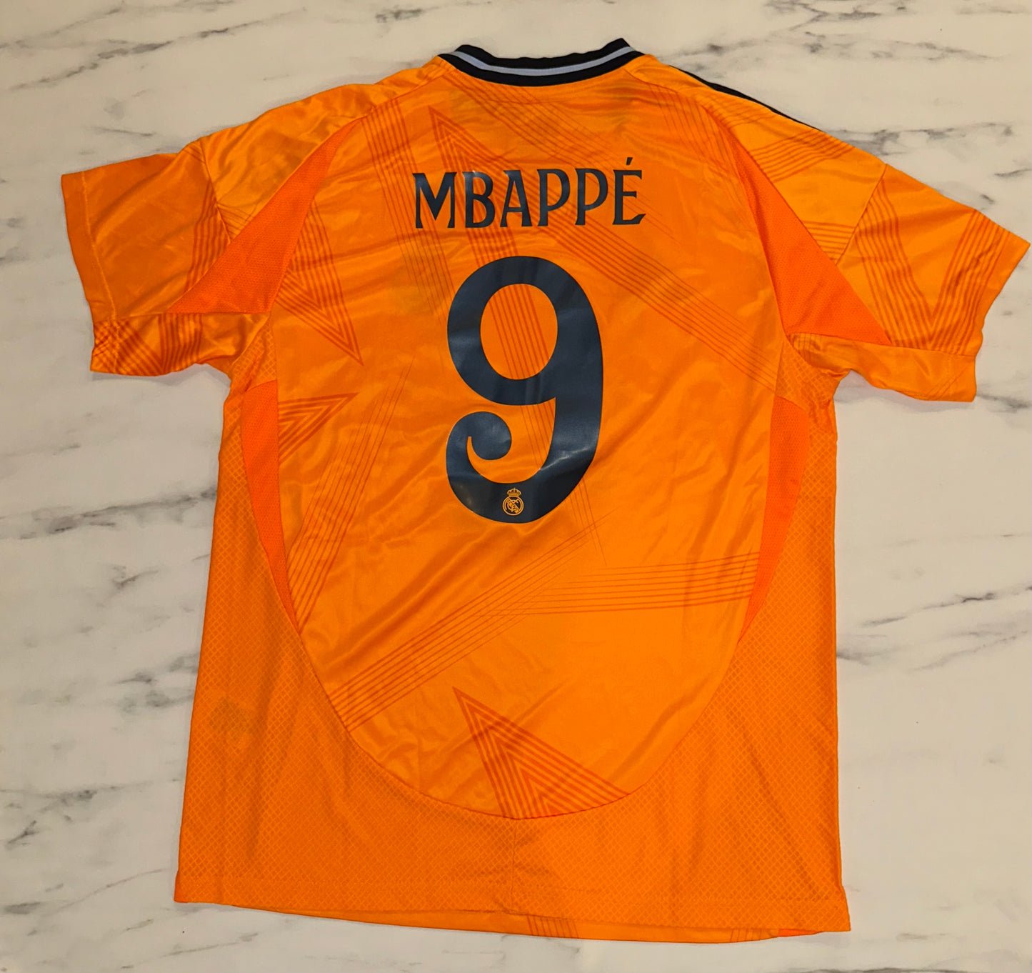 Real Madrid, Sezona 2024/2025, Gostujući Dres - MBAPPE 9