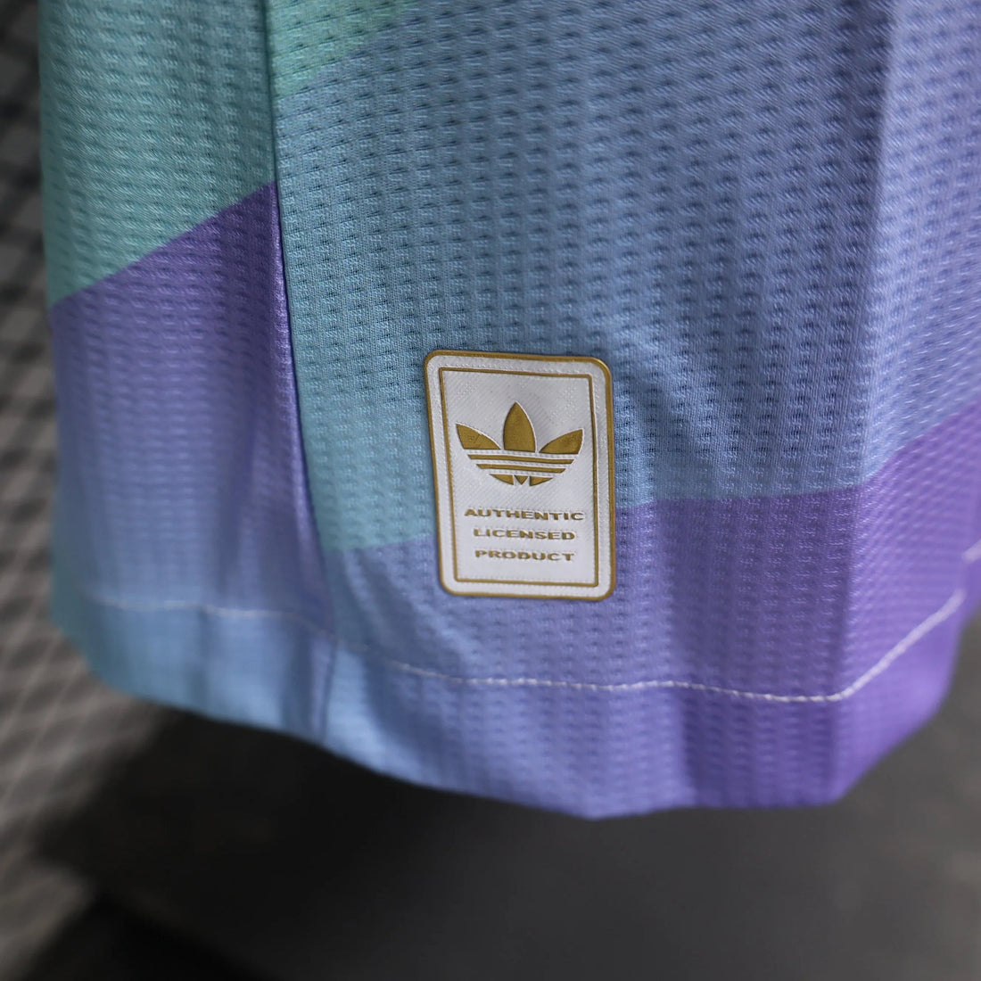 Arsenal, Sezona 2024/2025, Treći Dres