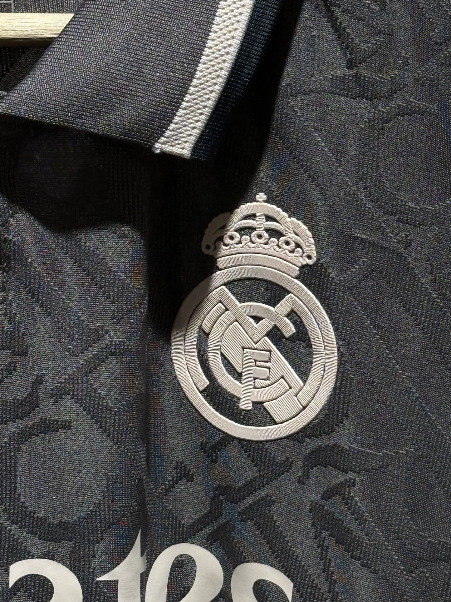 Real Madrid, Sezona 2024/2025, Treći Dres - Mbappe 9