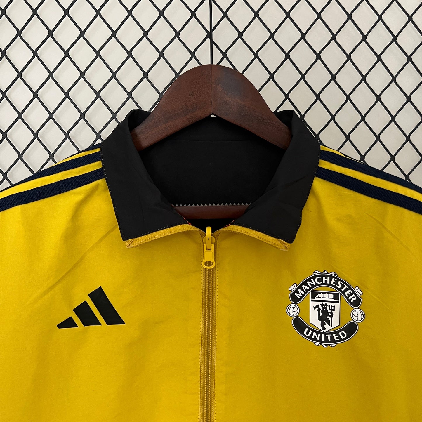 Manchester United Dvostrane WindBreaker 2024/2025
