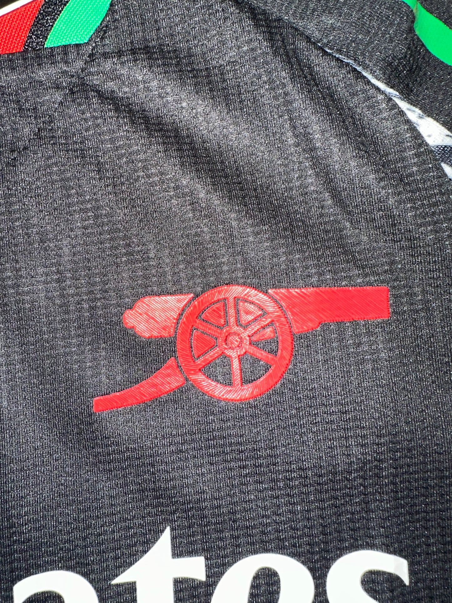 Arsenal, Sezona 2024/2025, Gostujući Dres - Ødegaard 8