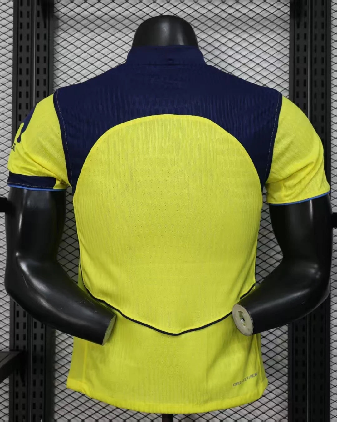 Tottenham, Sezona 2025/2026, Treći Dres