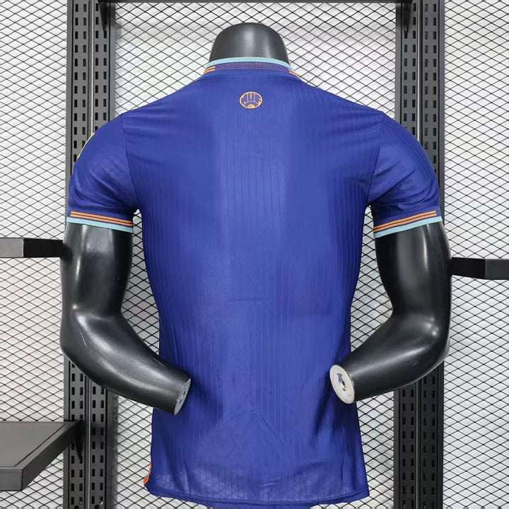 Newcastle, Sezona 2025/2026, Treći Dres