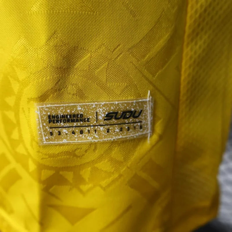 Wolves, Sezona 2025/2026, Domaći Dres
