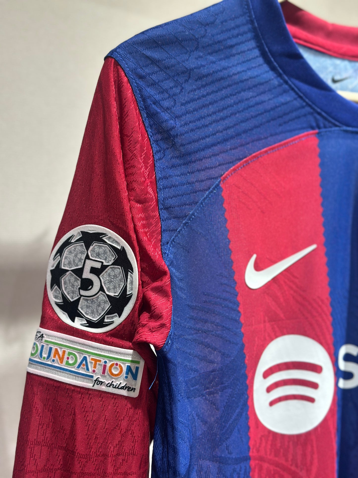 Barcelona, Sezona 2023/2024, Domaći Dres - João Félix 14