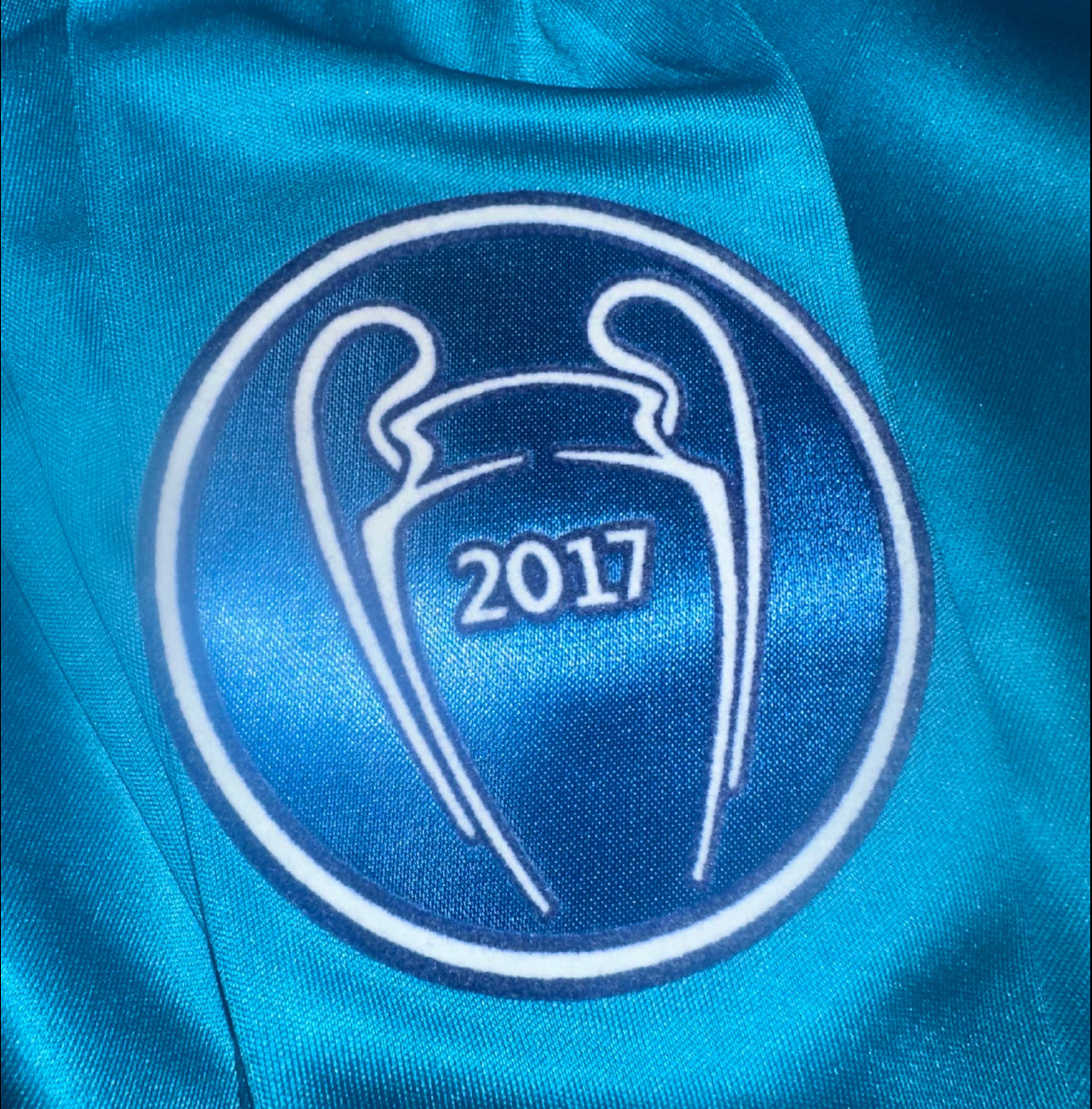 Real Madrid, Sezona 2017/2018, Retro Treći Dres - Ronaldo 7