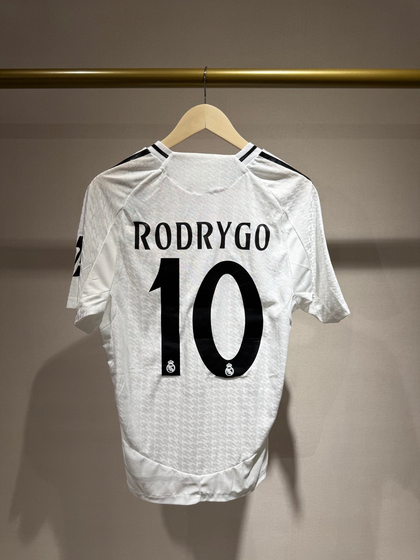Real Madrid, Sezona 2024/2025, Domaći Dres - Rodrygo 10