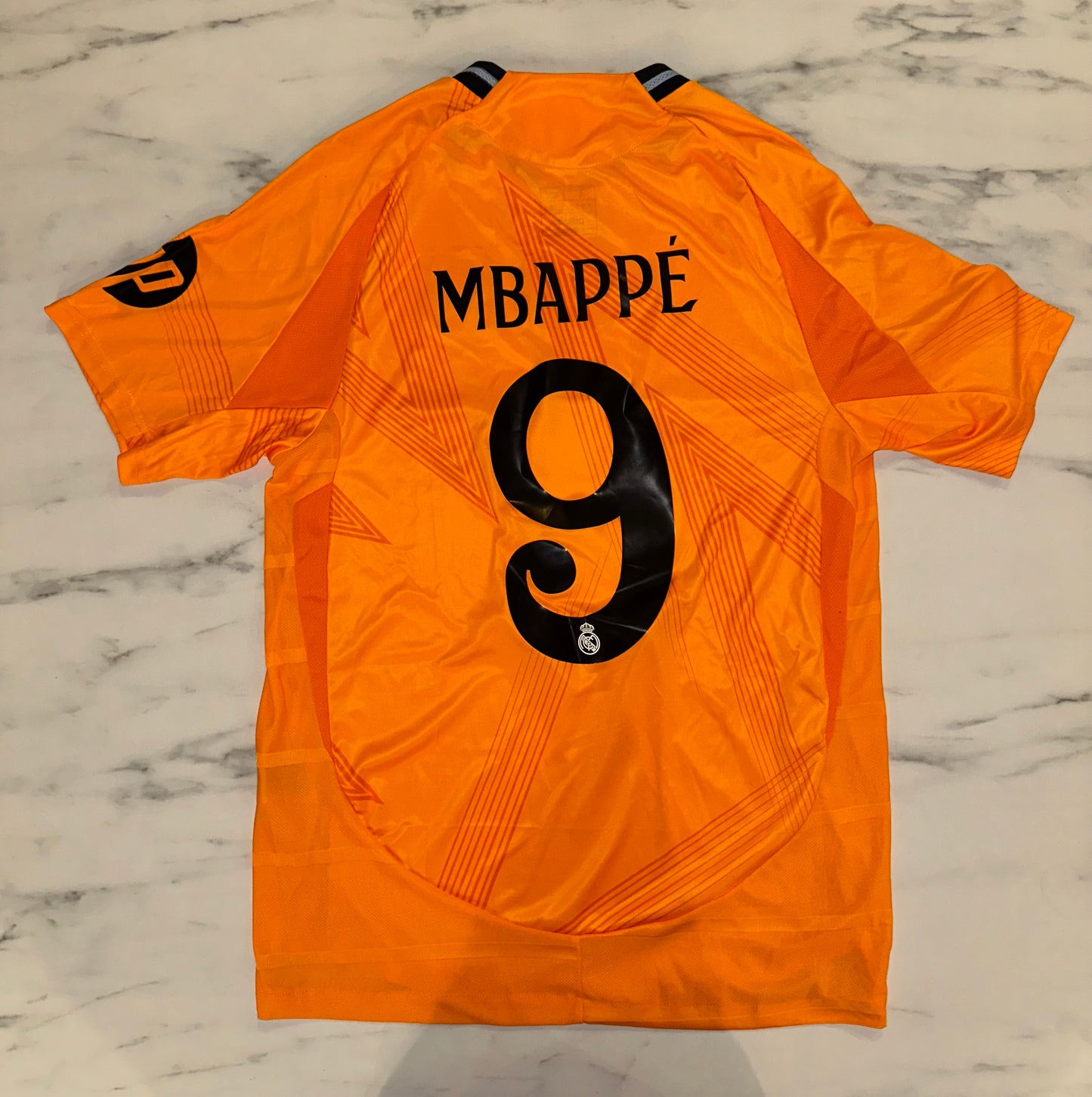 Real Madrid, Sezona 2024/2025, Gostujući Dres - Mbappe 9