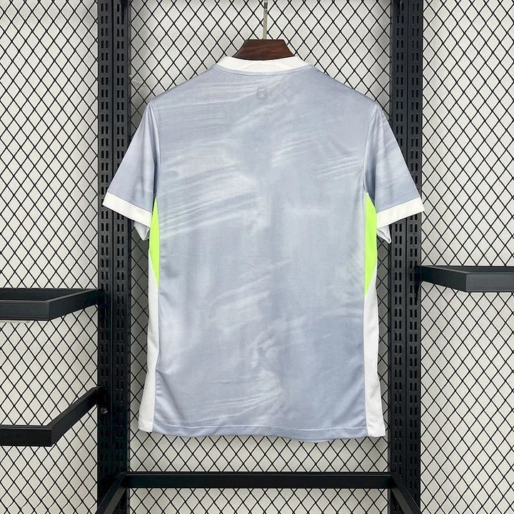 Wolfsburg, Sezona 2025/2026, Gostujući Dres