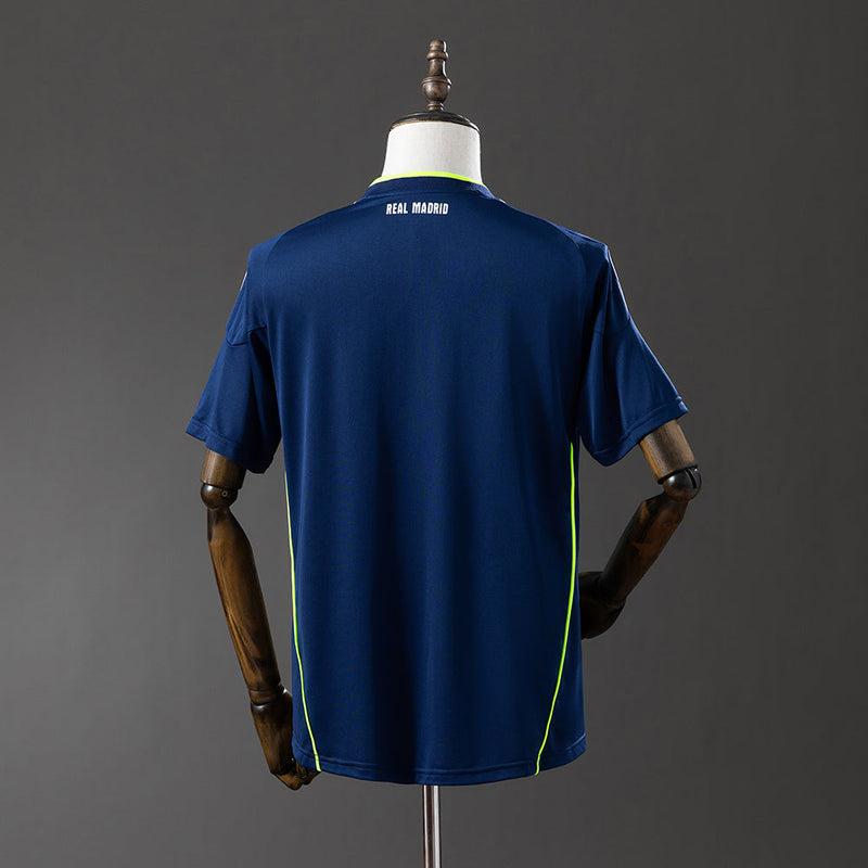 Real Madrid gostujući dres 2010/11