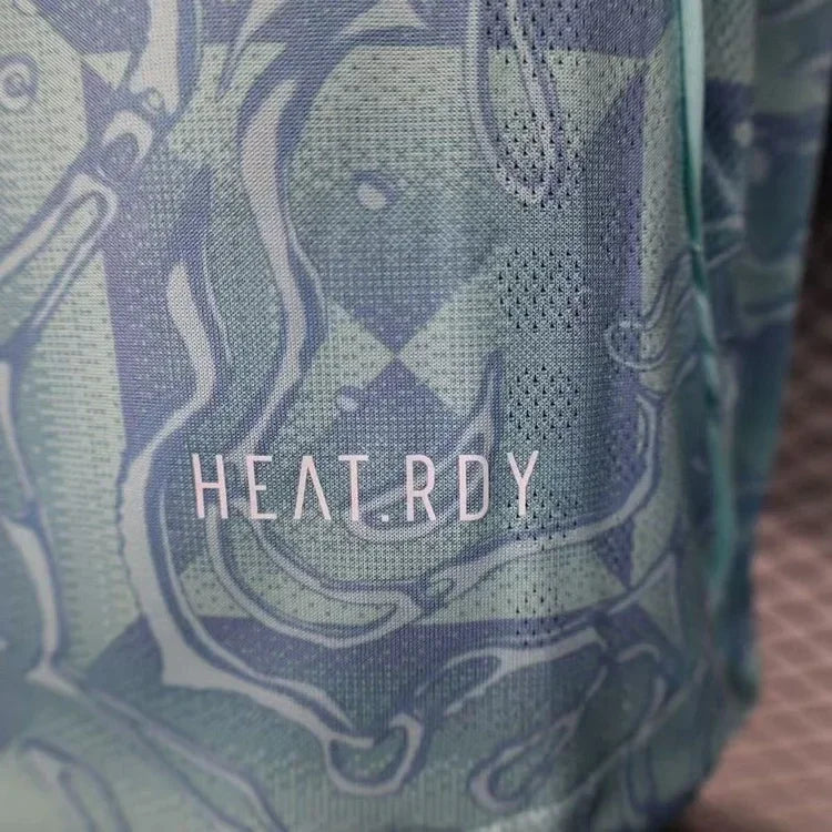 Juventus, Sezona 2025/2026, Gostujući Dres