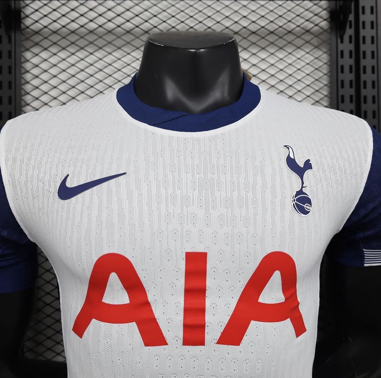 Tottenham, Season 2024/2025, Home Jersey