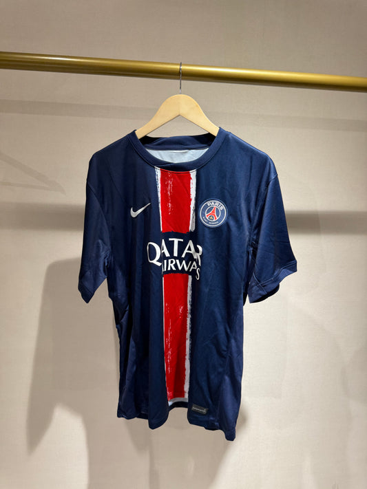PSG, Sezona 2024/2025, Domaći Dres
