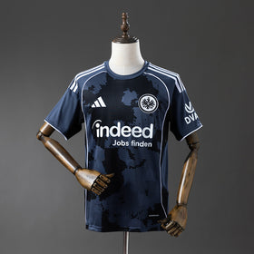 Eintracht Frankfurt treći 25/26