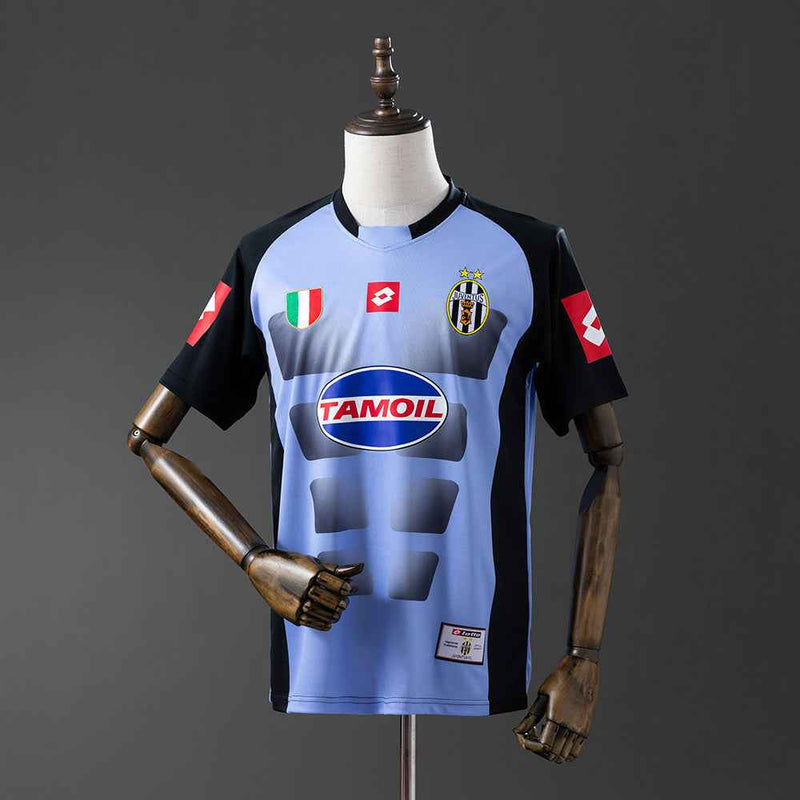 Golman Juventusa 2002/03