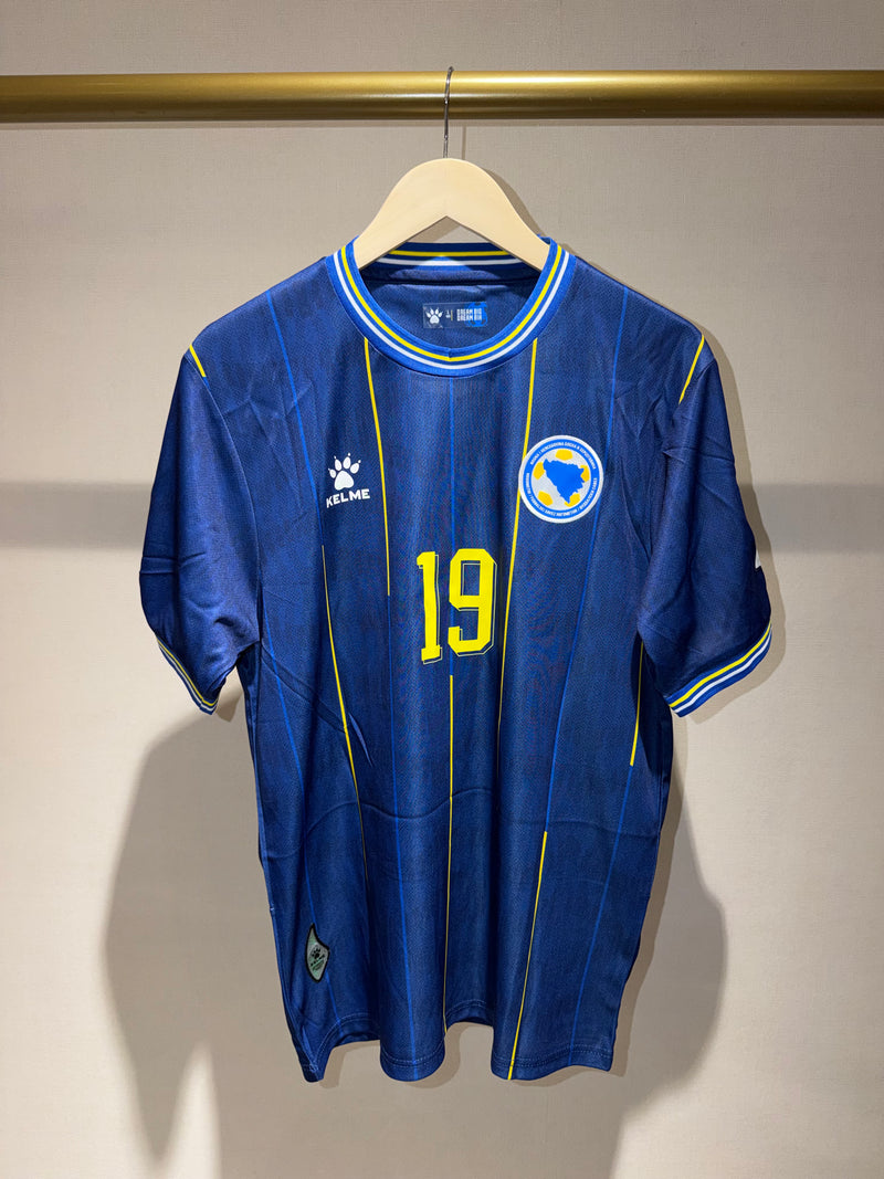 Domaći dres Bosnia 2026 -Alajbegović 19