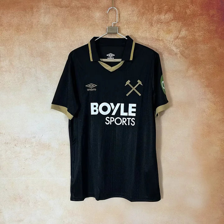 Westham, Sezona 2025/2026, Treći Dres