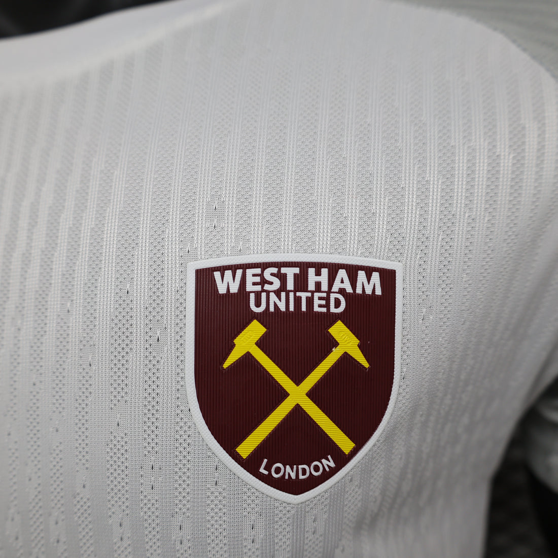 Westham, Sezona 2024/2025, Gostujući Dres