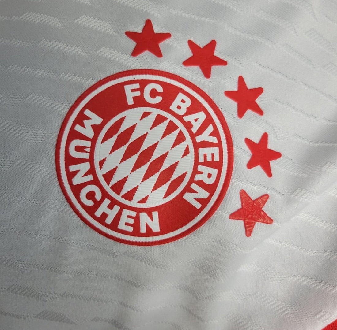 Bayern Münich, Sezona 2023/2024, Domaći Dres