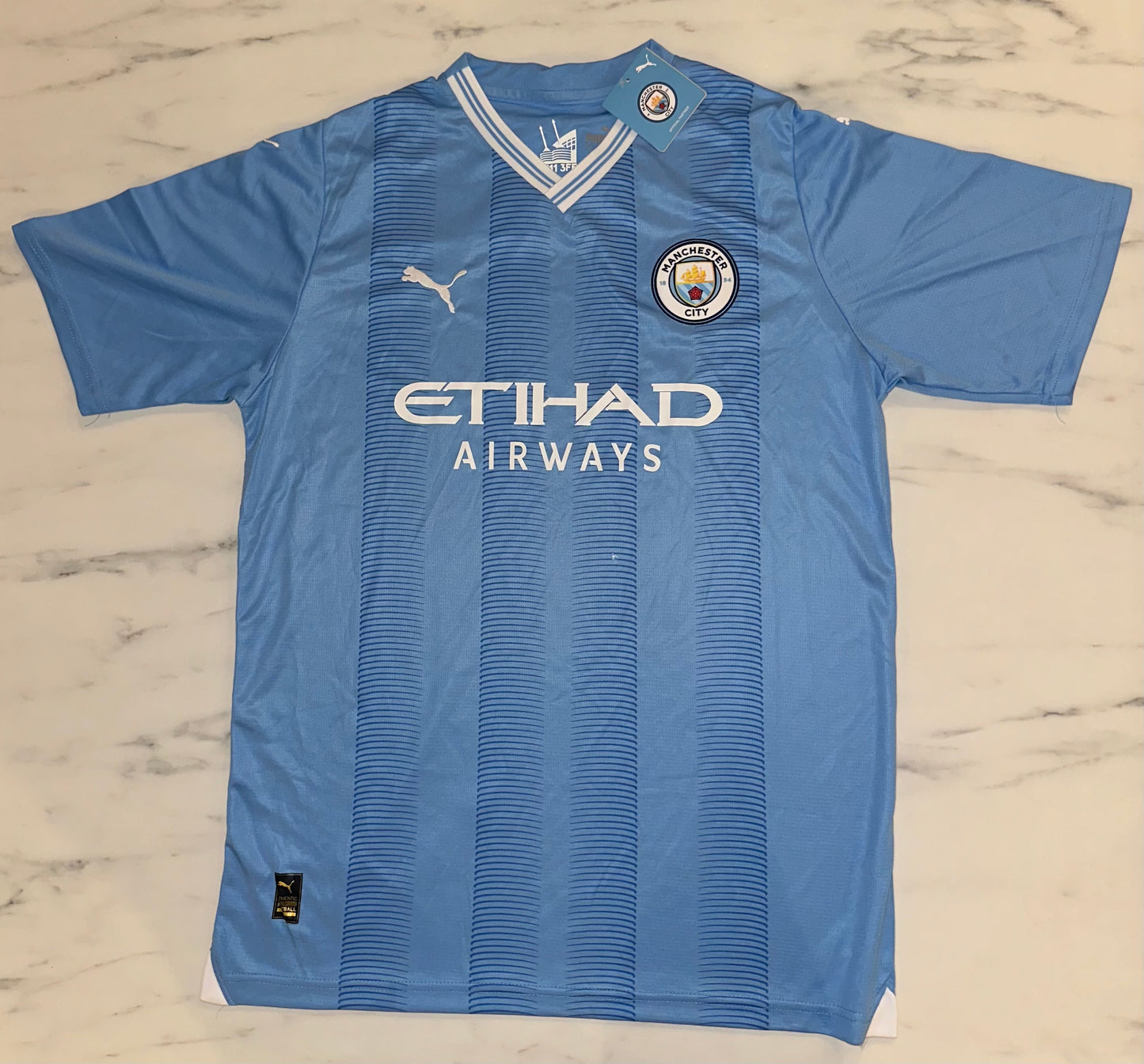 Manchester City, Sezona 2023/2024, Domaći Dres