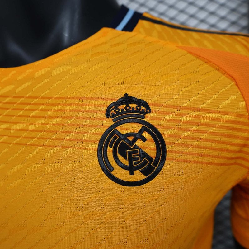 Real Madrid, Sezona 2024/2025, Gostujući Dres