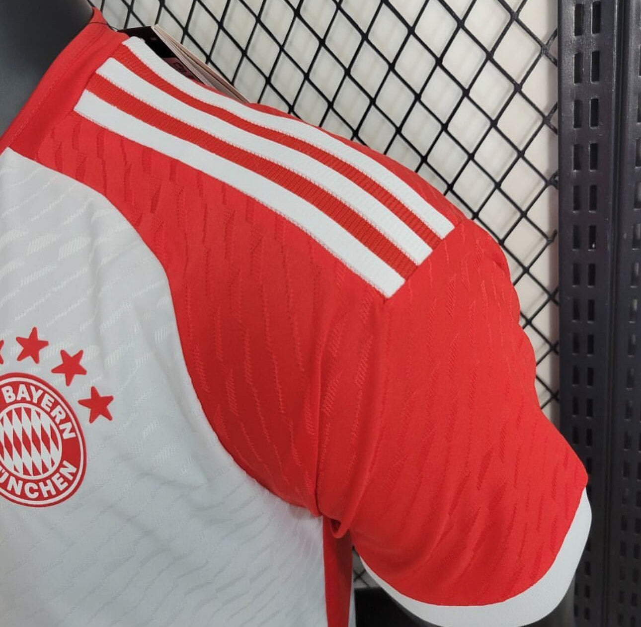 Bayern Münich, Season 2023/2024, Home Jersey