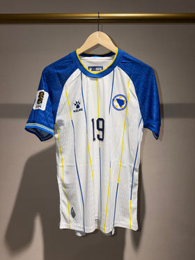 Gostujući dres Bosnia 2026 - Alajbegović 19