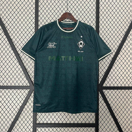 Werder Bremen, Sezona 2024/2025, Domaći Dres