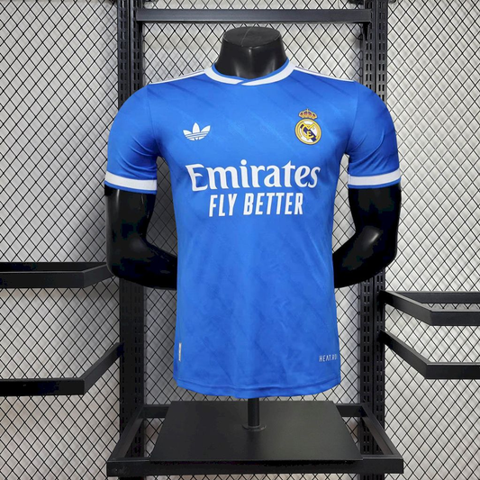 Real Madrid, Sezona 2025/2026, Treći Dres