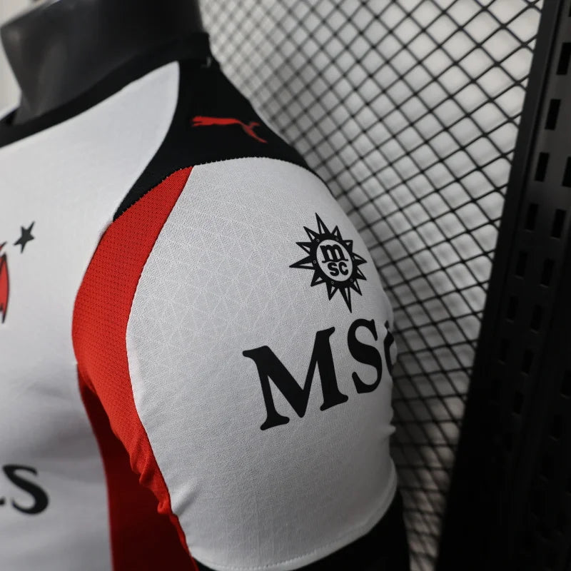AC Milan, Sezona 2025/2026, Gostujući Dres