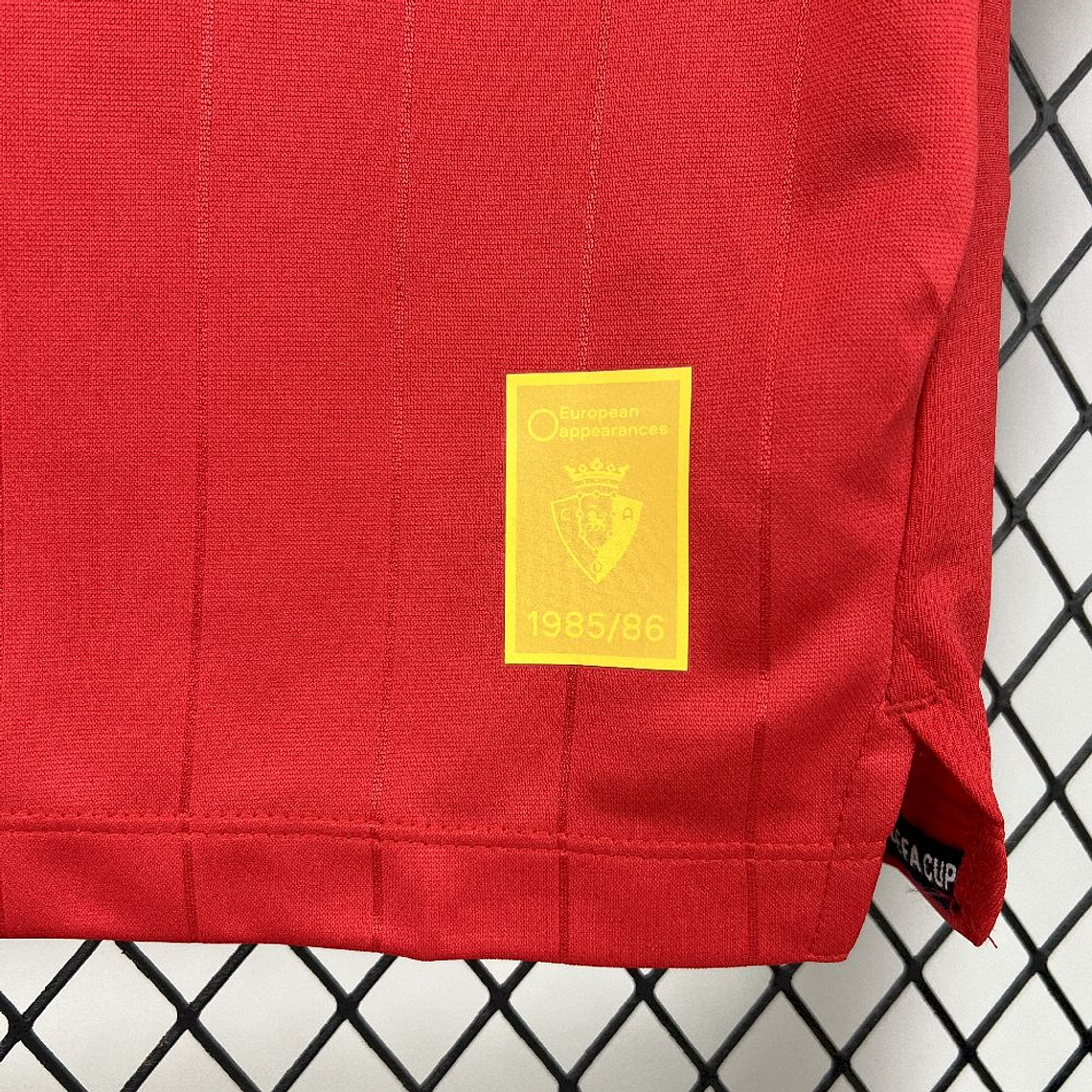 Osasuna, Sezona 2025/2026, Domaći Dres