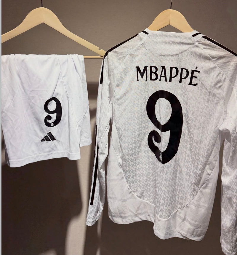 Real Madrid Domaći 2024/2025 Komplet - Mbappe 9