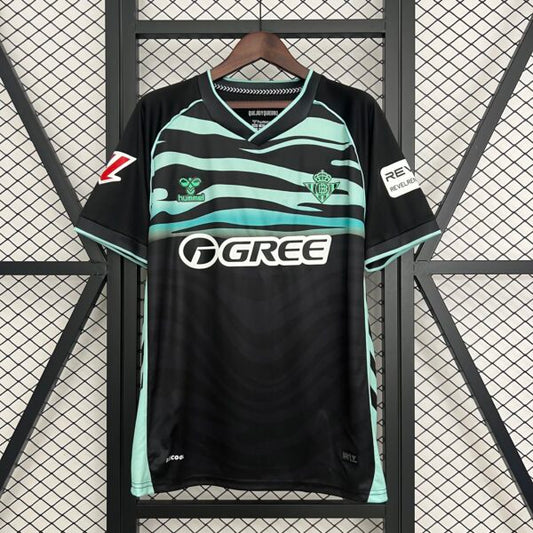 Real Betis, Sezona 2025/2026, Treći Dres